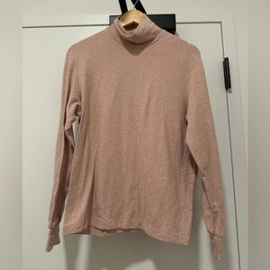 Uniqlo Cozy Turtleneck